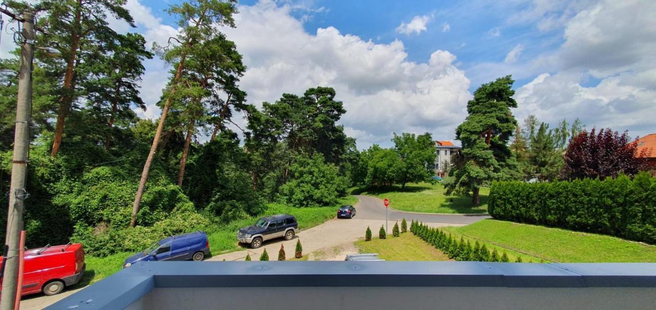 The Pines Serviced Apartments Brassó Kültér fotó