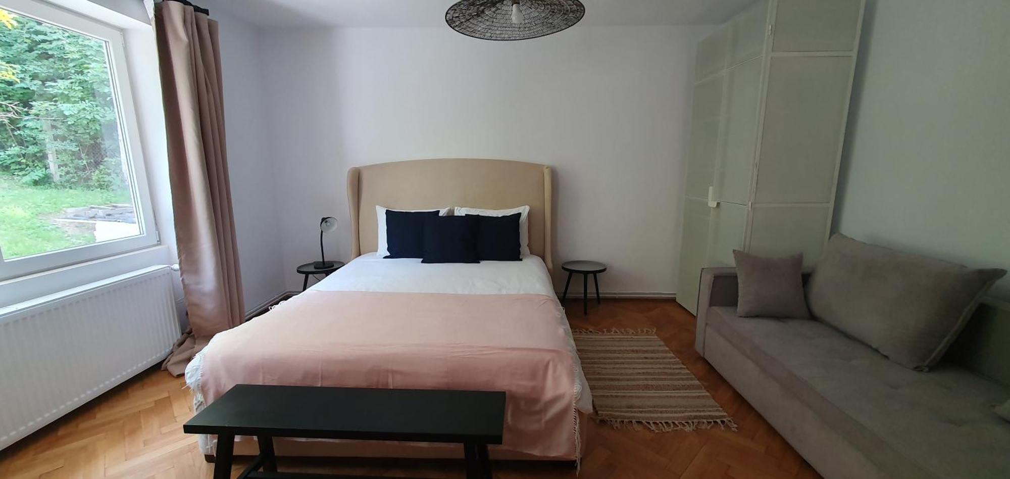The Pines Serviced Apartments Brassó Kültér fotó