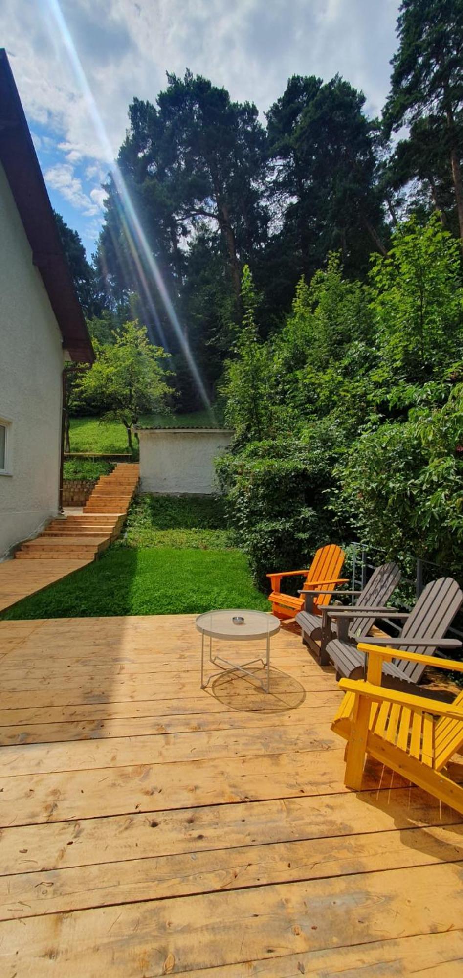 The Pines Serviced Apartments Brassó Kültér fotó